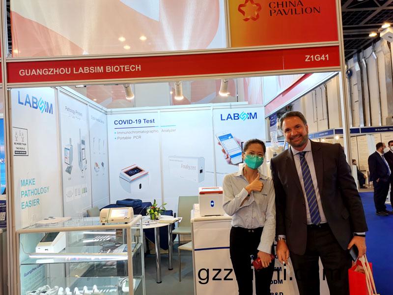 【展(zhan)會迴(hui)顧】藍(lan)勃生(sheng)物(wu)精(jing)綵亮(liang)相(xiang)2022 MEDLAB Middle East